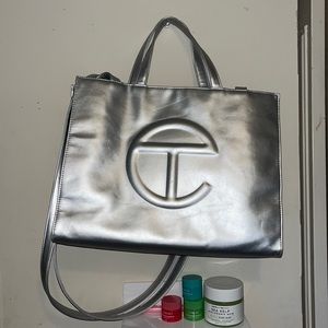 Telfar bag medium silver